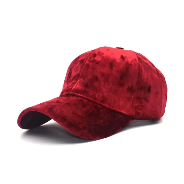 casquette en velours rouge brillant pour femme